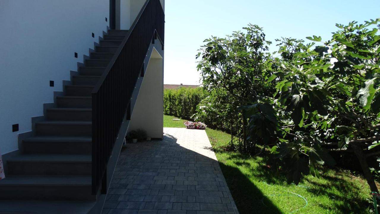 Papillon I Dolce Vita Tar-Vabriga Ngoại thất bức ảnh